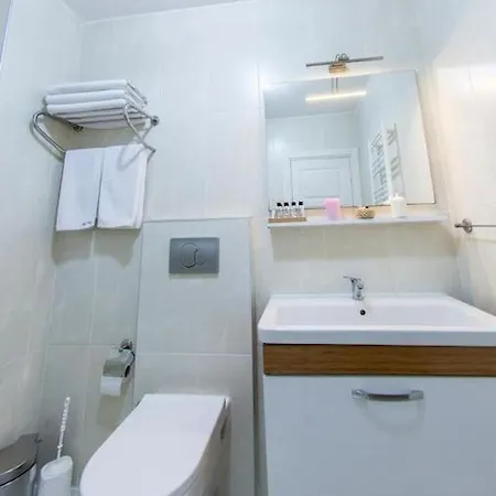 Apartment Color Homes 2